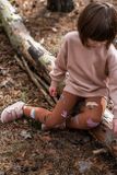 Dětské hnědé bavlněné legíny Cestou Necestou